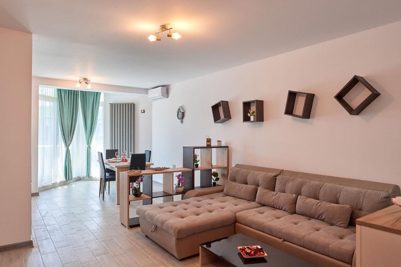 Rubic Apartment Spa N Pool Beach Resort Năvodari Extérieur photo